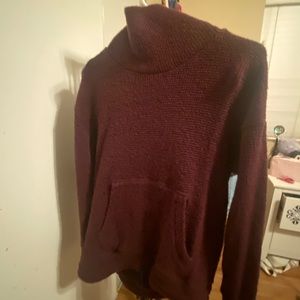 Knitted turtleneck long sleeve with pockets